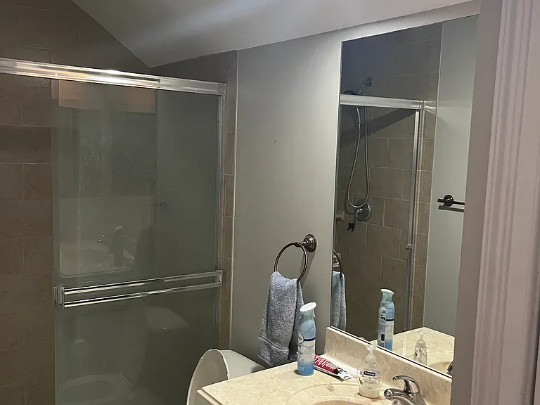 1003 Indigo Dr #B — Photo 3