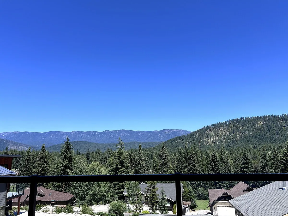 3 bed, 2778 sqft, $4,000 — Photo 1