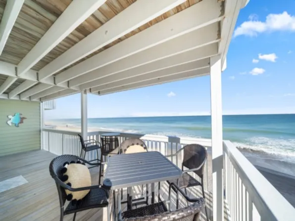 (undisclosed Address), Kure Beach, NC 28449