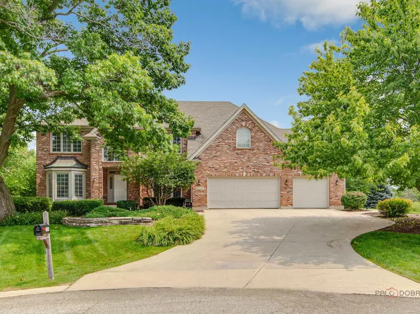 22894 W Owens Ct, Mundelein, IL 60060