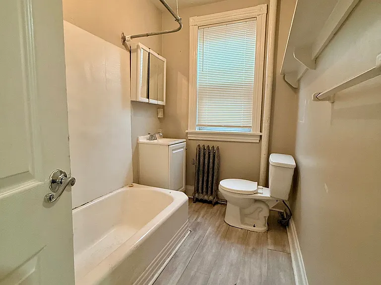 2319 N 4th St — Photo 14