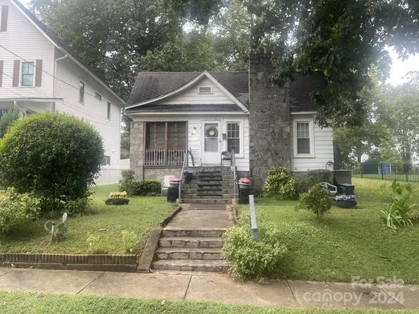2009 Roslyn Ave, Charlotte, NC 28208