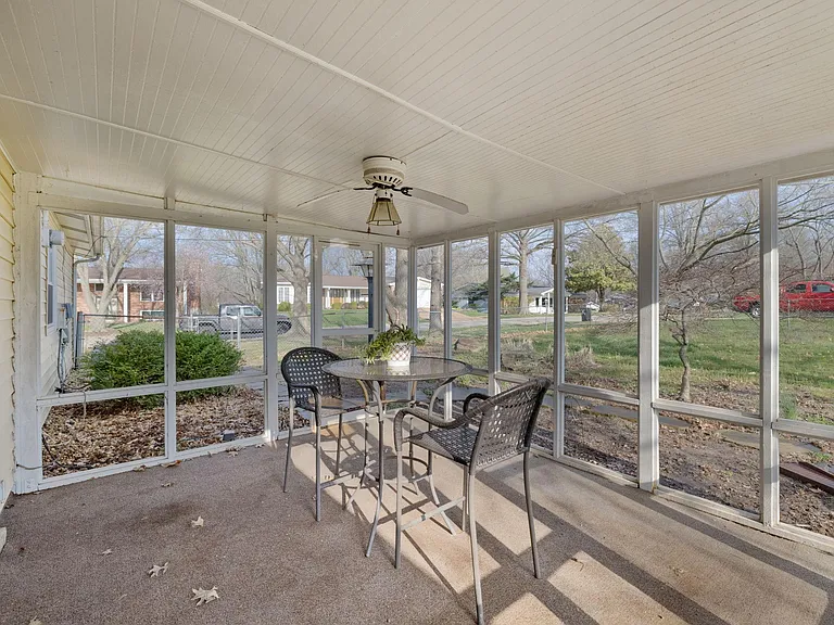 4649 McIlroy Dr — Photo 2
