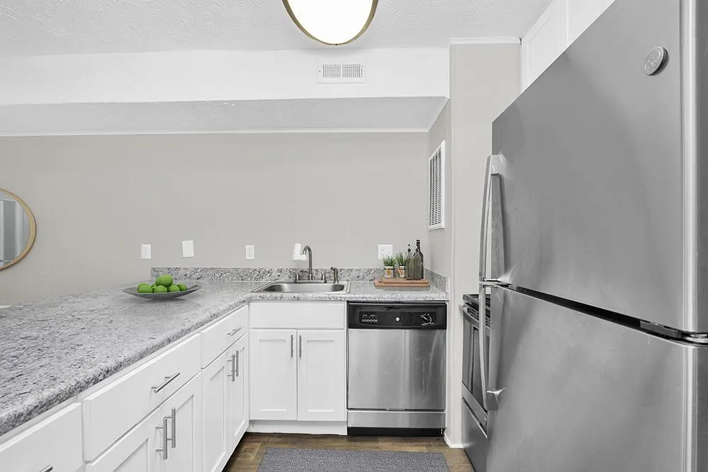 Vue Apartment Homes — Photo 4