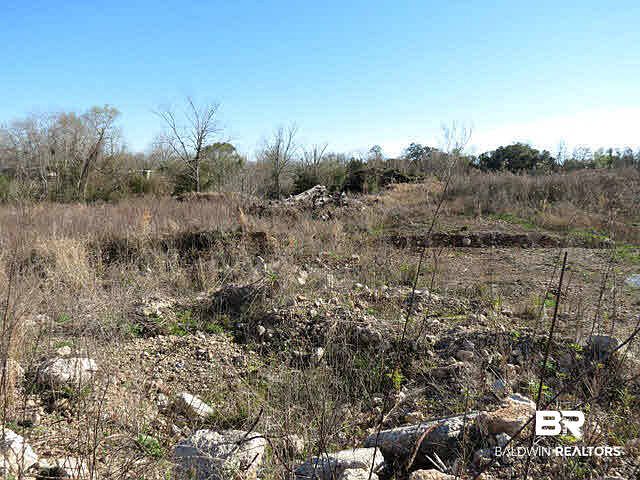 1st image of 4 Hodge Nursery Rd