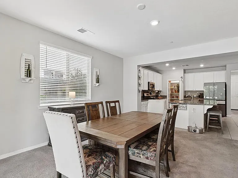 3652 Edington Dr — Photo 16