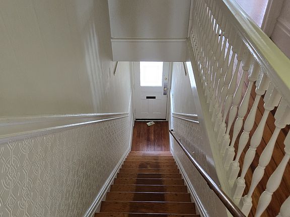 3rd image of 4293 24th St