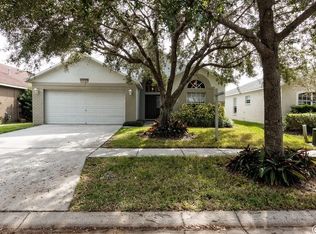 15446 Osprey Glen Dr, Lithia, FL 33547