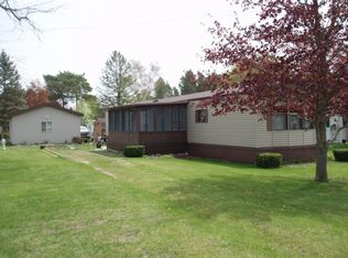 1731 Sunset Dr, Caro, MI 48723