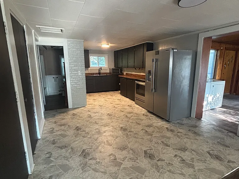 310 Scribner St — Photo 3