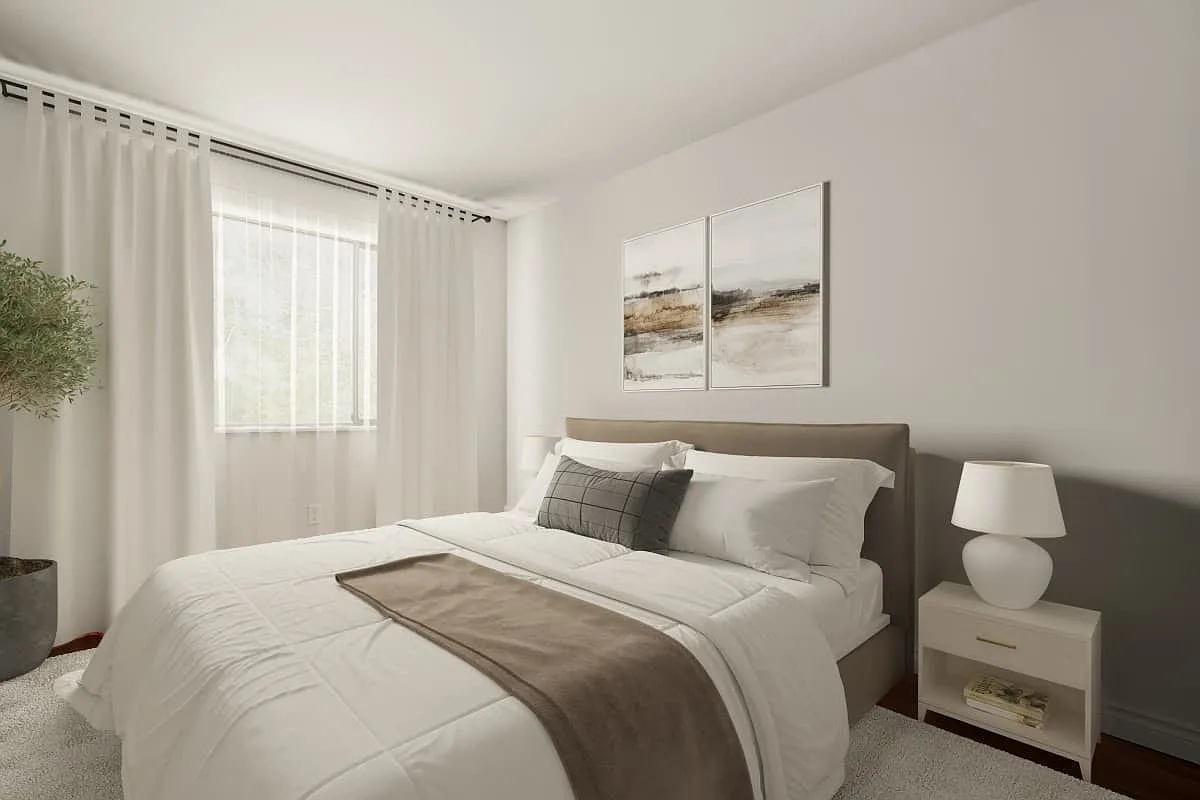 Carrigan Court Apartments — Photo 2