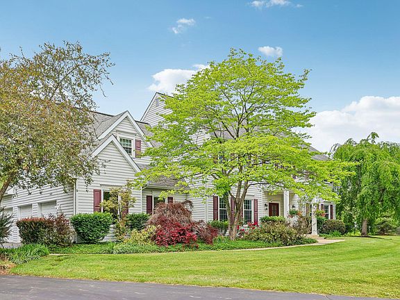 2nd image of 4 Wheatsheaf Ct