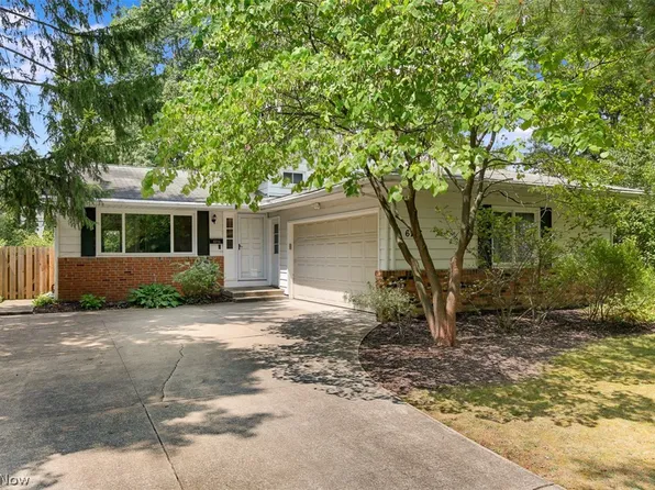 6716 Duneden Ave, Solon, OH 44139