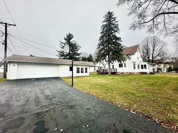 501 N Holcomb Ave, Milledgeville, IL 61051