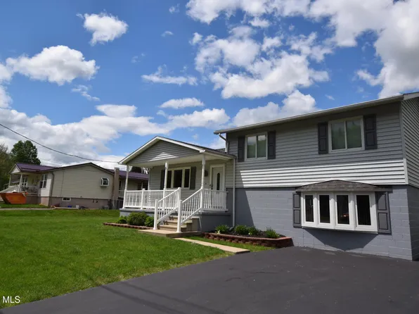 1194 Foot Of Ten Rd, Duncansville, PA 16635