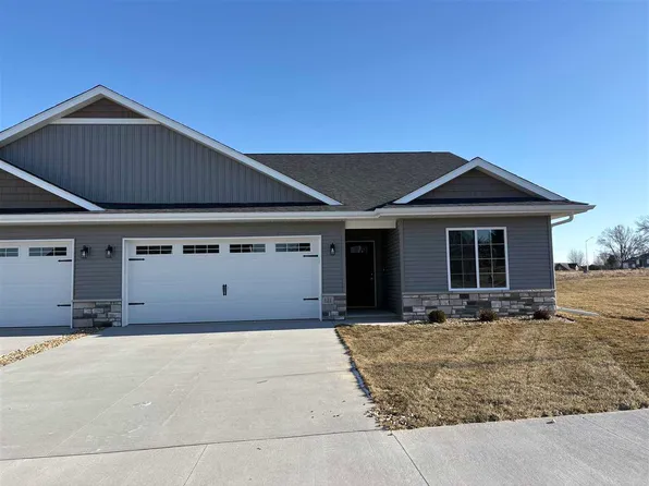 121 Buysse Ln, West Liberty, IA 52776