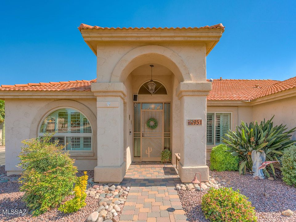 1st image of 951 W Antelope Creek Way