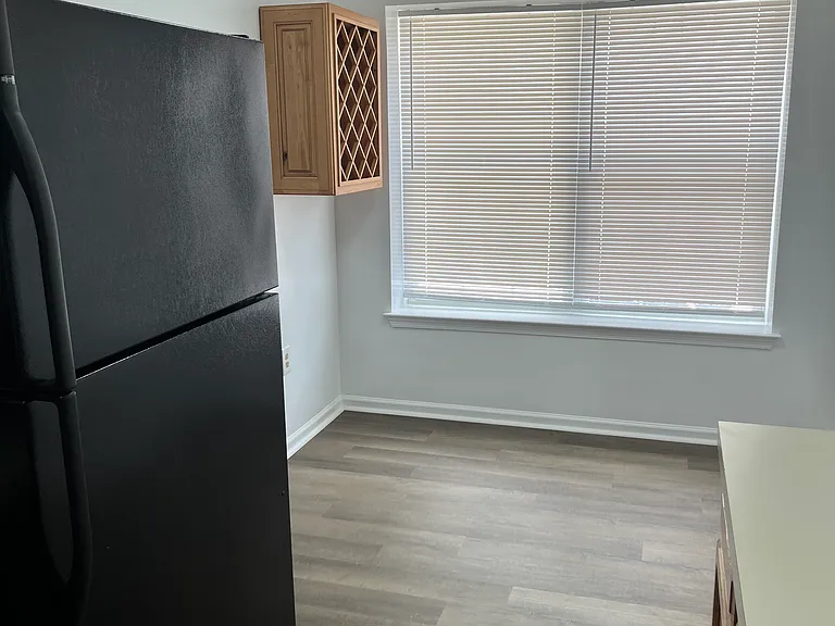 102 Gateway Dr — Photo 24