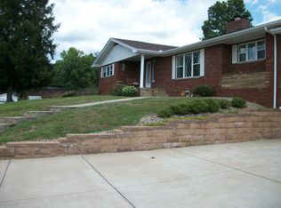 1909 Division Street Ext, Parkersburg, WV 26101
