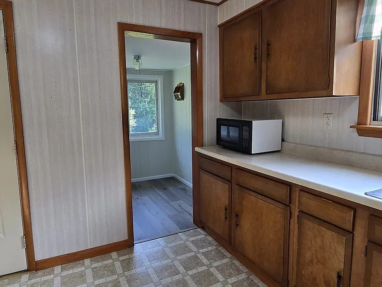 15731 Veterans Memorial Hwy — Photo 8