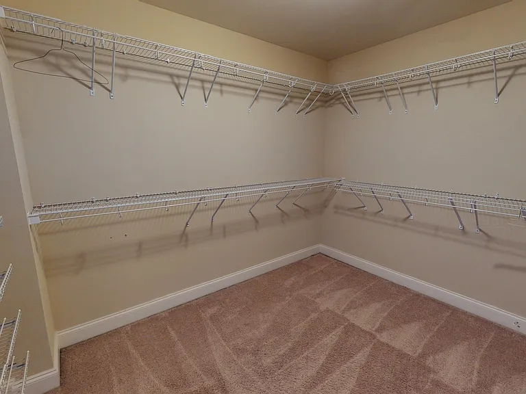 415 Melison Dr — Photo 25