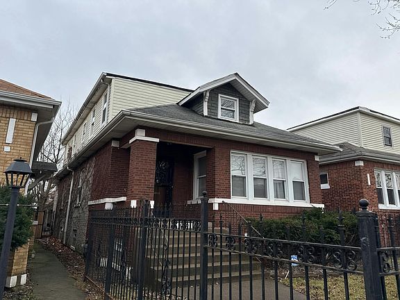3rd image of 8329 S May St