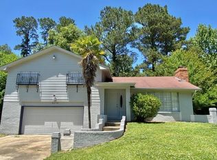 5276 Brookhollow Dr, Jackson, MS 39212