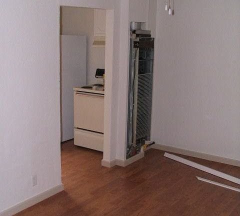 living room to kitchen