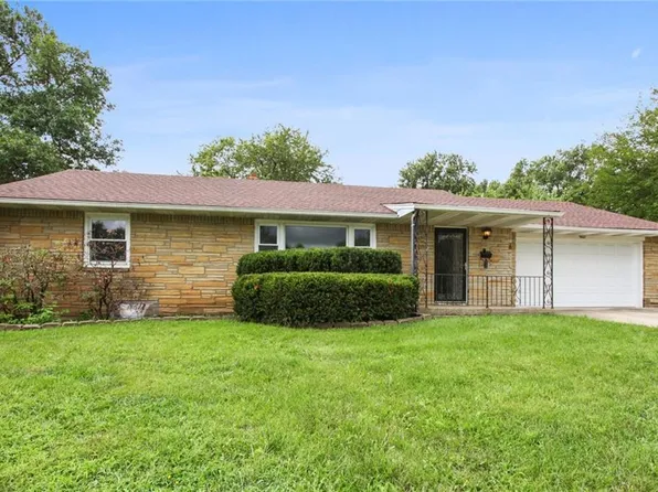 9607 E 29th Ter S, Independence, MO 64052