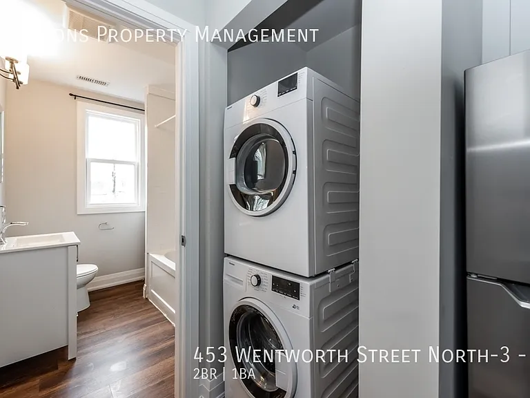 453 Wentworth St N #3 — Photo 10
