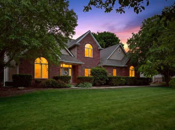 8120 Heather Bow, Johnston, IA 50131