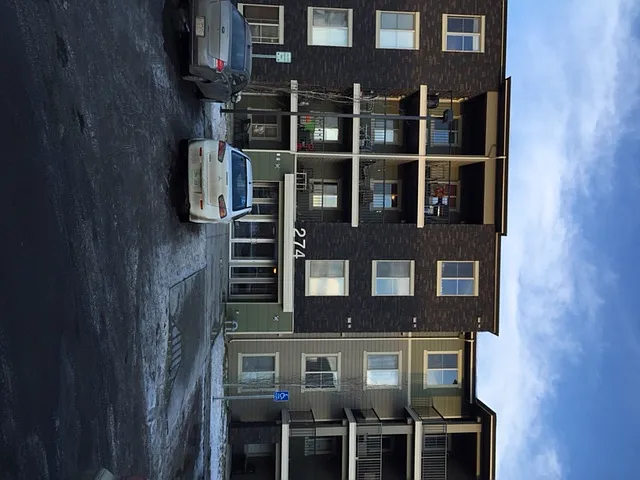 Building Photo - 274 McConachie Dr NW #112