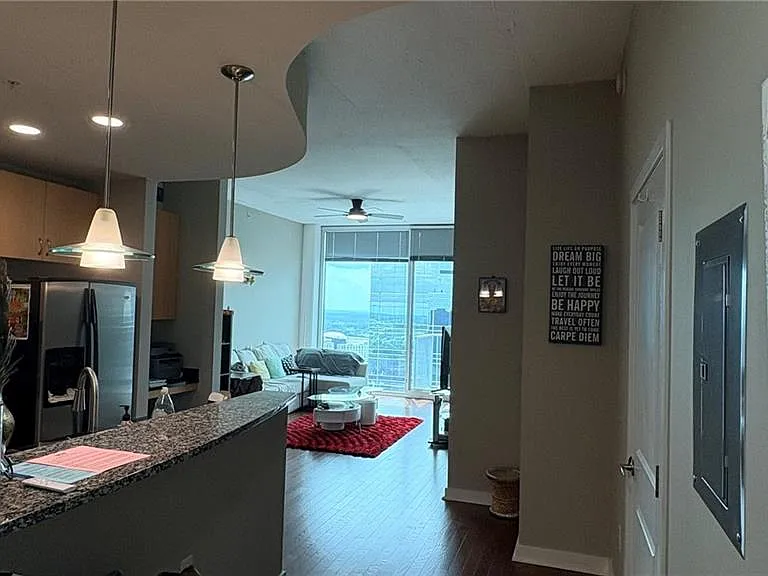400 W Peachtree St NW #2905 — Photo 5