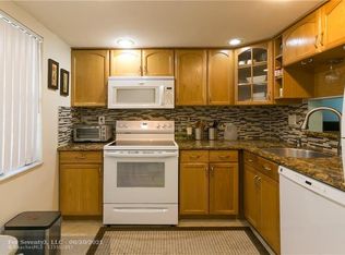 3321 NW 47th Ter APT 124, Lauderdale Lakes, FL 33319