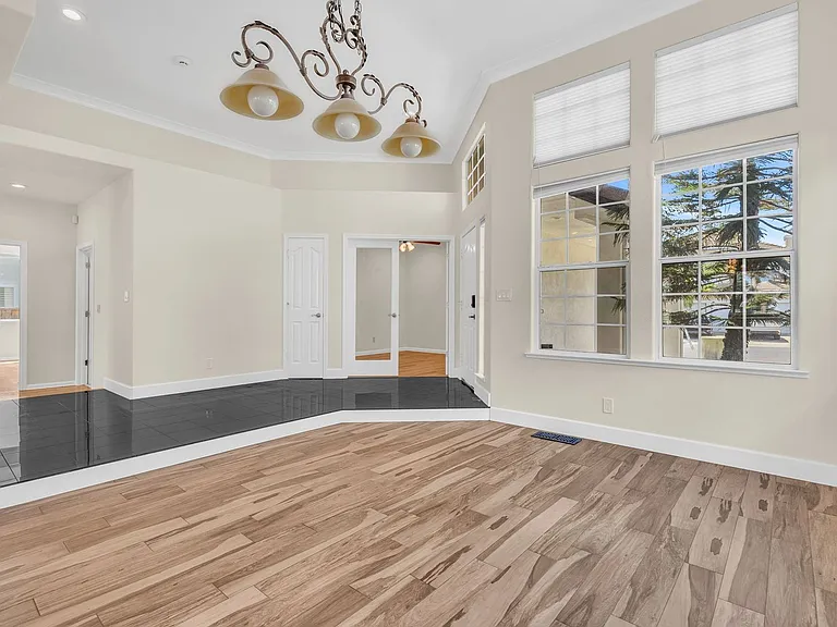 2317 Wayfarer Dr — Photo 13