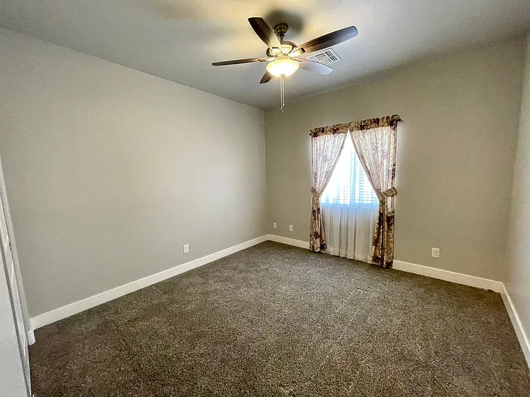 3686 Richie Dr — Photo 27