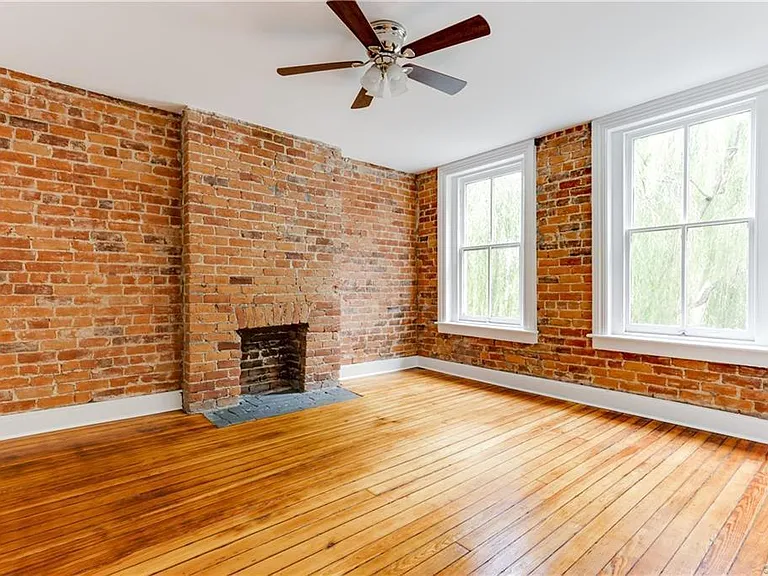 upstairs front bedroom