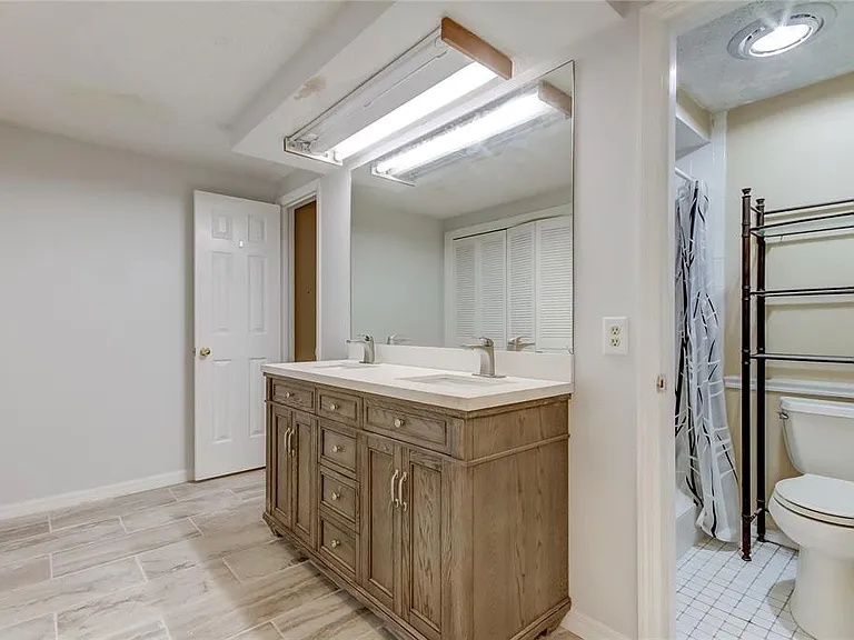 10406 Reclinata Ln — Photo 36