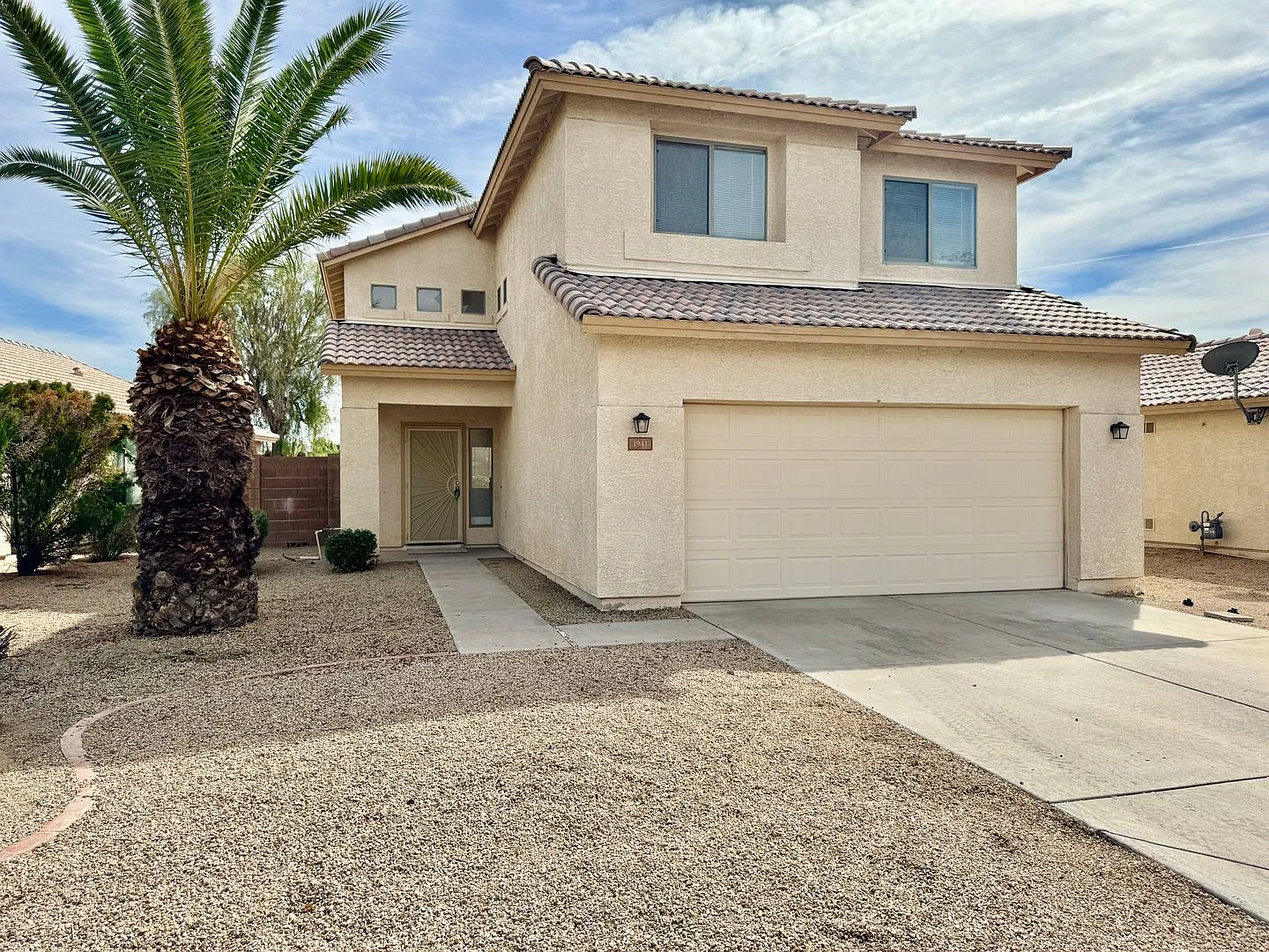 3 Bedroom/2.5 Bath Two Story Home in Avondale! Beautiful Water views — Photo 1