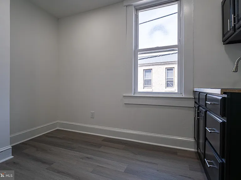 2410 Wharton St #2 — Photo 28