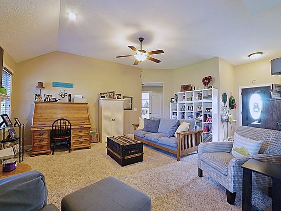 4th image of 1600 Eagle Bluff Dr