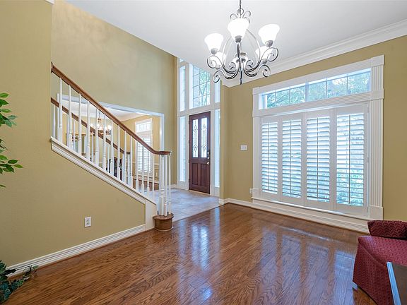 4th image of 15306 Beecham Dr