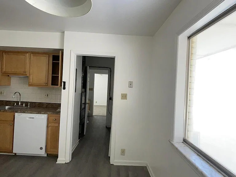 2000 N Colson Dr — Photo 9