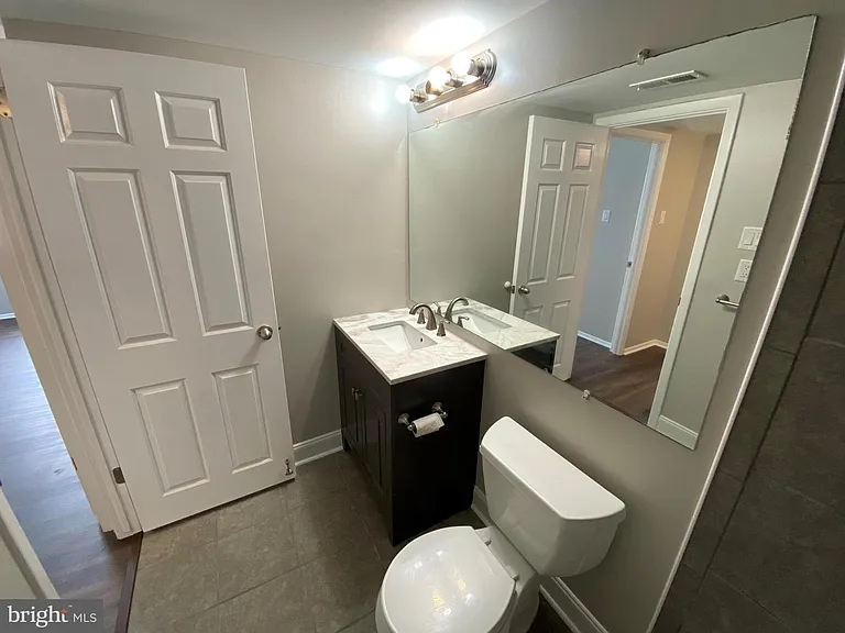 1155 York Rd — Photo 14