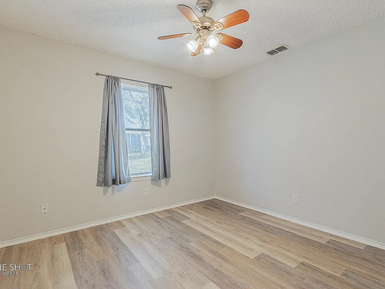 2957 Oak Ridge Ct — Photo 14