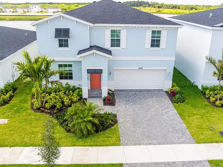 3538 Angler Dr — Photo 2