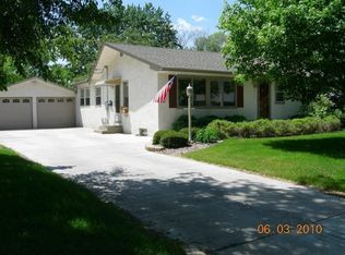 838 Adams St, Anoka, MN 55303