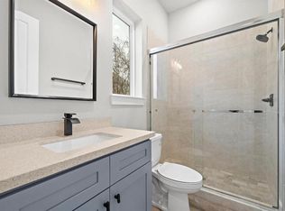 230 W 28th St #A, Houston, TX 77008