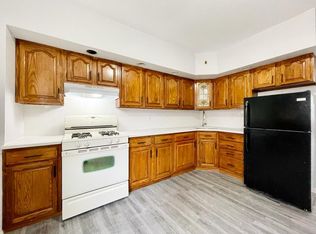 43 W 4th St #2A, Bayonne, NJ 07002