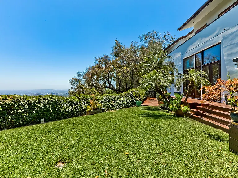 1414 Summitridge Dr — Photo 40